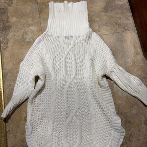 Express Ivory Cable Knit Turtleneck Sweater